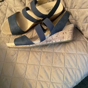Blue life stride wedges